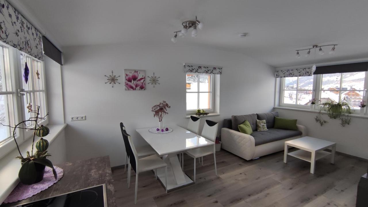 Appartements Fanny Sankt Margarethen im Lungau Luaran gambar