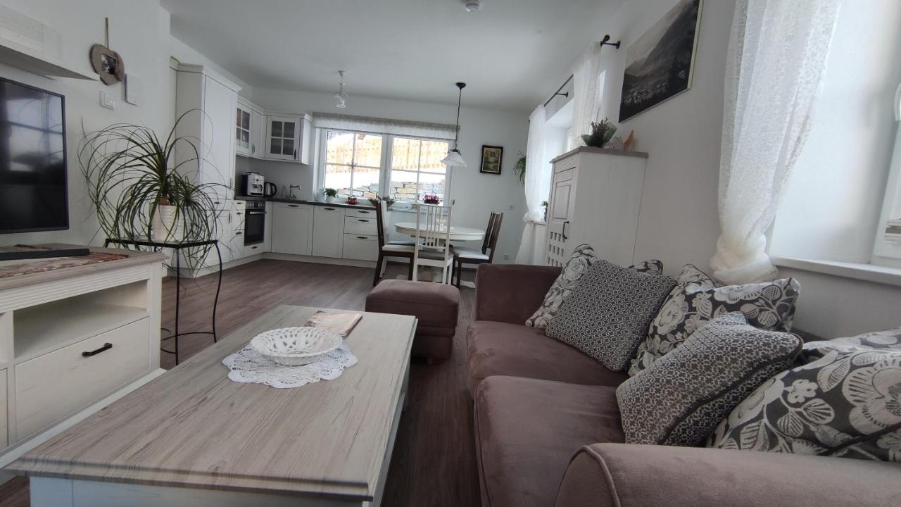 Appartements Fanny Sankt Margarethen im Lungau Luaran gambar