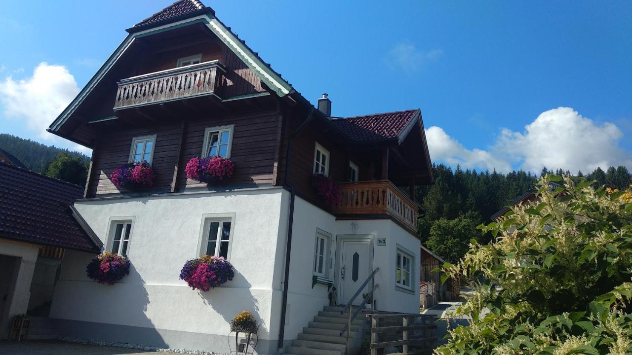Appartements Fanny Sankt Margarethen im Lungau Luaran gambar