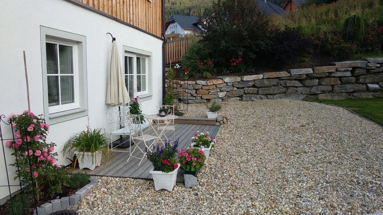 Appartements Fanny Sankt Margarethen im Lungau Luaran gambar