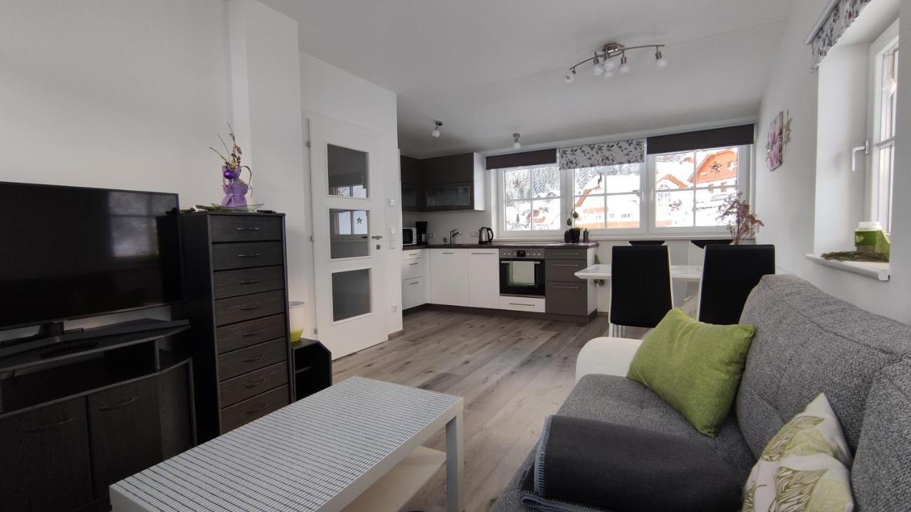 Appartements Fanny Sankt Margarethen im Lungau Luaran gambar